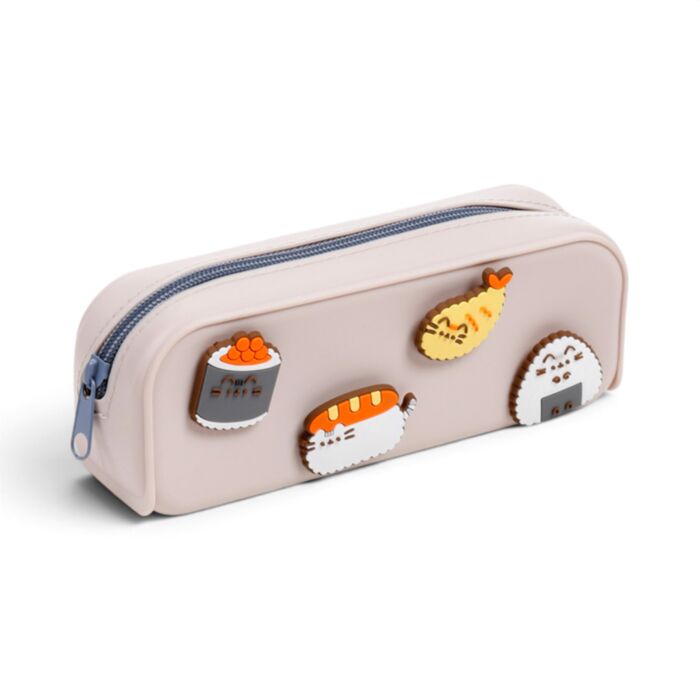 ESTUCHE DE SILICONA CON CHARMS DE GATO PUSHEEN SUSHI CLUB